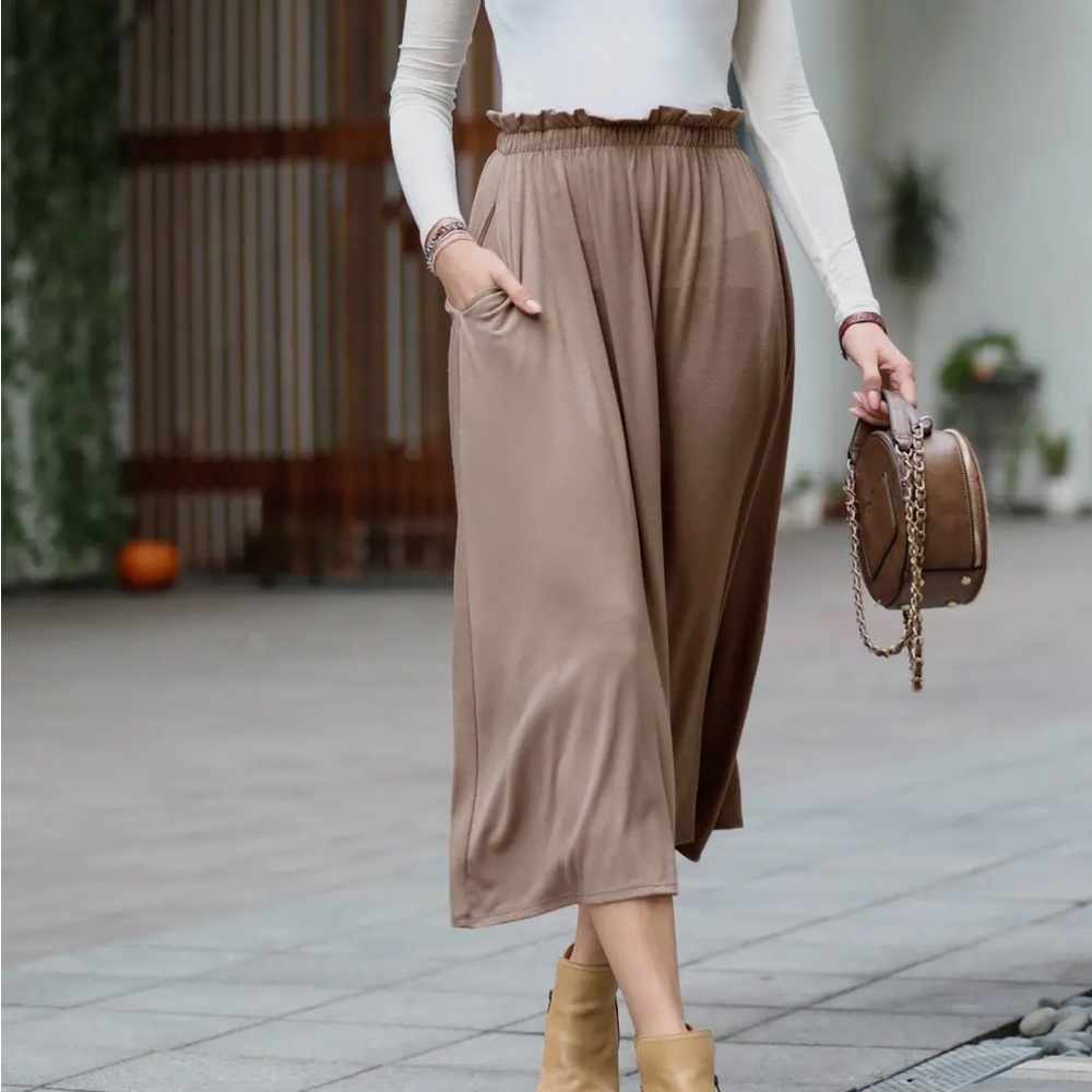 Final Sale! Paperbag Elastic Tan Midi Skirt